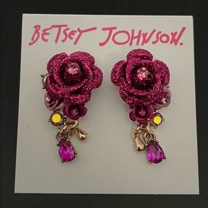 Betsey Johnson rose bud stud earrings